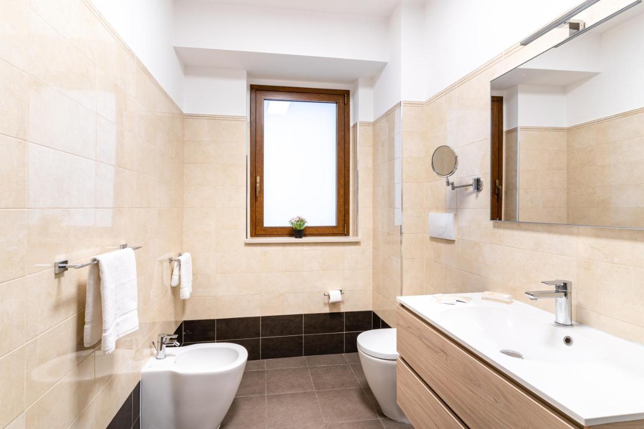 Calipso Big Apt With Sea View, Parking & Pool Таормина Екстериор снимка